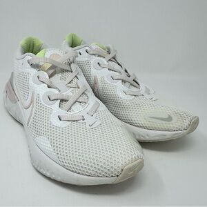 Nike Women's White and Light Pink Sneakers Sz.8